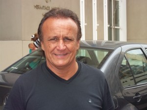 Del Sel en Armstrong