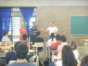 Las Parejas. Universidad