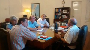 ministro de salud con senadores (2)