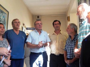 DEMOCRACIA + INSTITUCIONES.