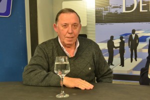 Jose-Luis-Cantori-Armstrong-y-region-