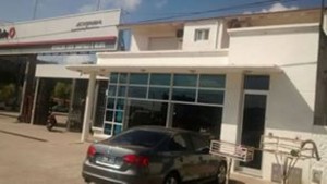 Armstrong-policiales2-