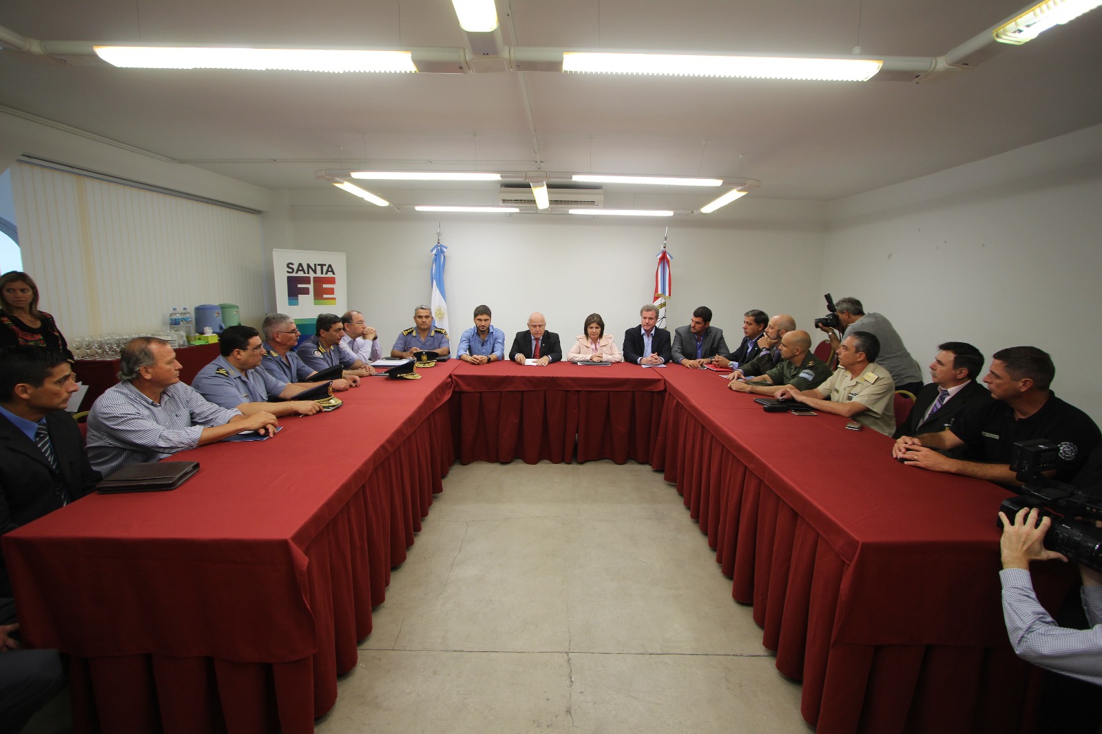 Lifschitz y Bullrich - armstrong y region