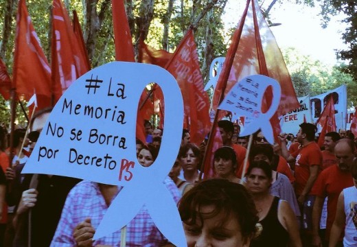 Masiva e histórica marcha colmó el Monumento por Memoria, Verdad y Justicia.