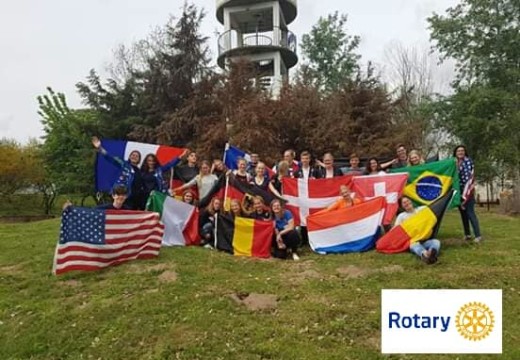 Rotary Internacional continua ofreciendo INTERCAMBIOS.