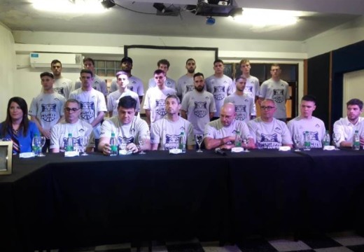 En Conferencia de prensa, «Los Tigres» hicieron la presentación del equipo.