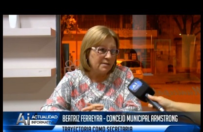 Después de 36 años, Beatriz Ferreyra finaliza su cargo como secretaria en el Concejo Municipal.