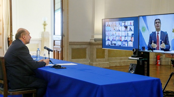 Perotti participó del 4º Encuentro de Gobernadores por los Bajos Submeridionales.