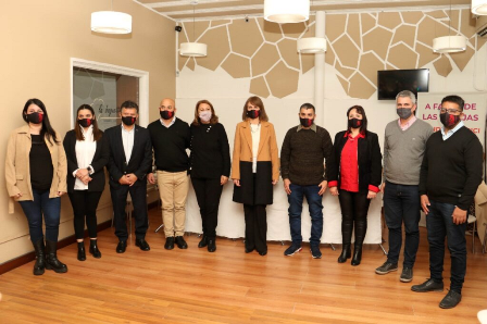 Las Parejas.  Sandra Clerici presentó su pre candidatura a concejal.