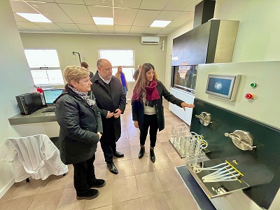 Cañada de Gómez. Clérici junto a autoridades de Inti visitó el Centro Tecnológico del Mueble.