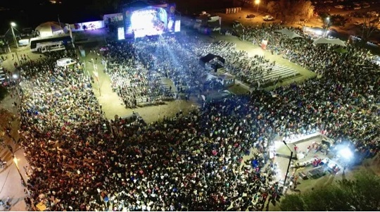 Cañada de Gómez: una multitud disfrutó del festival Las Tres Lunas.