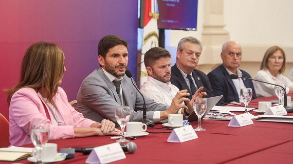 Pullaro encabezó una nueva reunión de la Mesa de Diálogo Santafesino.