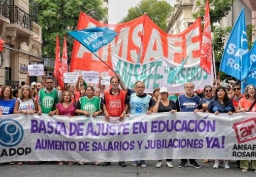 Amsafé rechazó la oferta salarial del Gobierno y los docentes harán un paro el miércoles 7 de agosto.