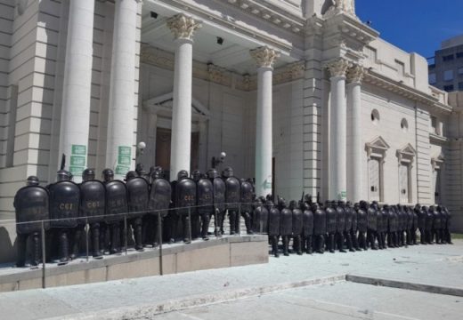 Reforma previsional: el Ejecutivo confirmó la inmediata promulgación y defendió el operativo de seguridad en la Legislatura.