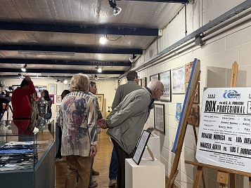 Armstrong. Una muestra llena de emociones.