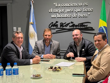 El Intendente Luzzi recibió a una delegación brasilera.