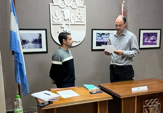 Asunción del nuevo prosecretario del Concejo Municipal de Armstrong.