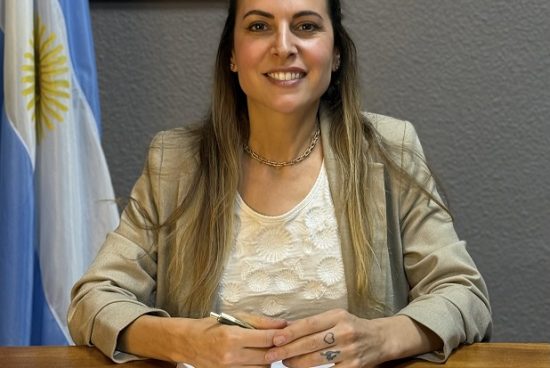 Tensión tras la reunión en el Concejo: «Tengo más dudas que antes y fui víctima de agresiones»
