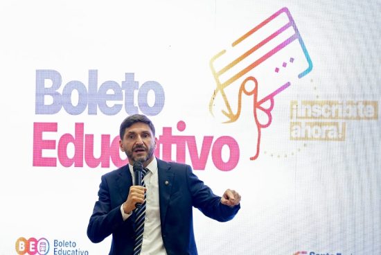 Pullaro lanzó el Boleto Educativo 2026: “Apostamos a fortalecer la educación y que sea accesible para todos”