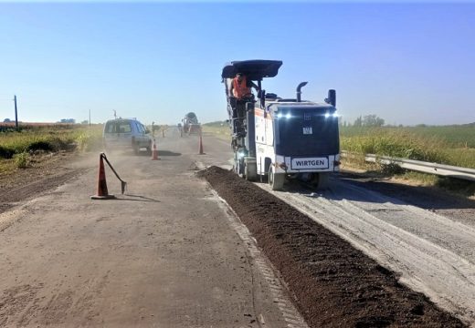 Tareas de mejoramiento de Vialidad Nacional sobre RN 178 en Villa Eloísa.