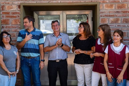 Histórica jornada en la Escuela N° 33: Se inauguró una nueva aula para el nivel inicial.