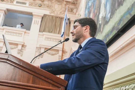 Uno por uno, los principales anuncios de Maximiliano Pullaro en su mensaje a la Legislatura.