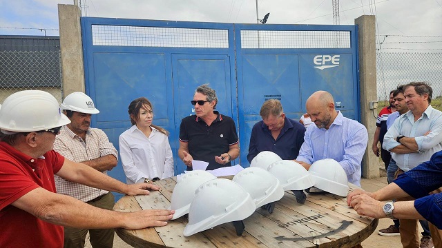 Avanza la obra de energía eléctrica en Área Industrial oeste de Las Parejas.