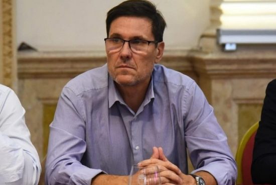 La Provincia confirma que descontará el día a los docentes que adhieran al paro del lunes.