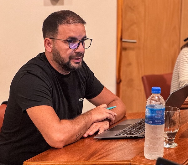 Código QR: el nuevo «Ojo» de los vecinos sobre la obra pública en Armstrong.