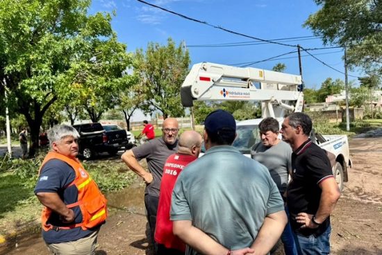 El Senador Verdecchia recorrió localidades afectadas por la tormenta.