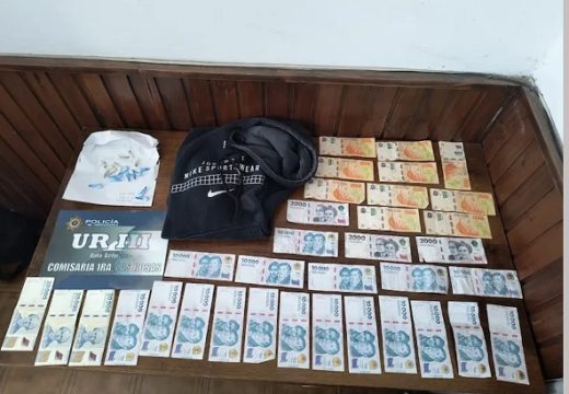 Allanamiento por robo de motocicleta y secuestro de droga en Las Parejas.