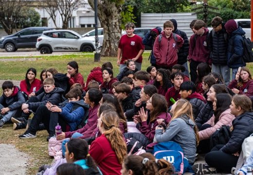 Con gran participación estudiantil, Armstrong fue sede de “Vivamos los Juegos”: el programa provincial que promueve los valores olímpicos en los jóvenes.