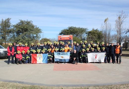 Armstrong dice presente en la misión humanitaria: Dos bomberos locales viajan a Venezuela tras el devastador terremoto.