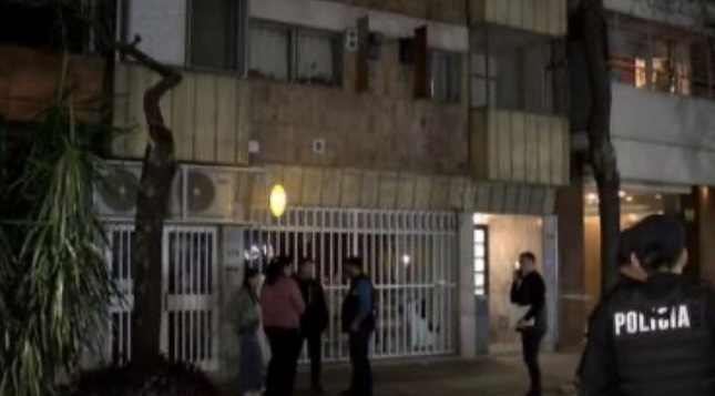 Intento de femicidio en Paraguay al 1700: imputaron con prisión preventiva al joven que apuñaló a su exnovia.