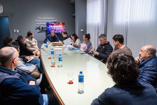 Licitación N° 10/2026: Se abrieron las sobres para la compra de nuevo equipamiento y vehículos en Armstrong.