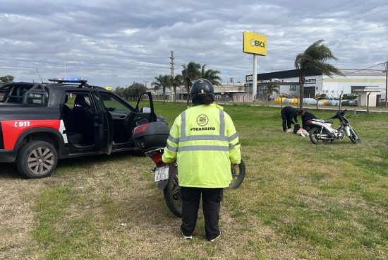 Intensos Controles de Seguridad y Múltiples Secuestros de Vehículos en Armstrong.
