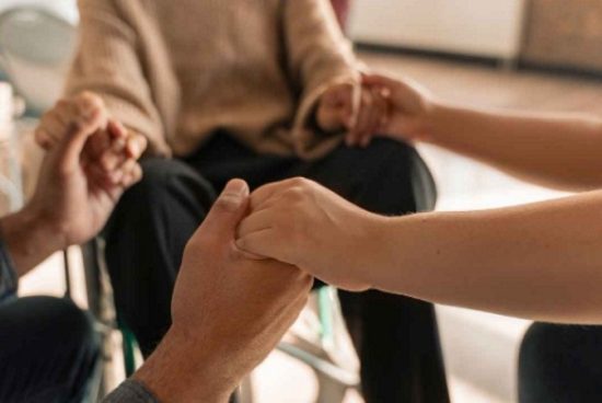 El suicidio es la principal causa de muerte en Argentina: dos historias de vidas rescatadas a tiempo ponen el foco en la prevención y el acompañamiento.