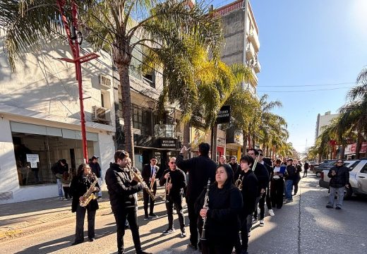 A puro folclore, pop y emoción: el Conservatorio de Armstrong se lució en el XXVIII Encuentro de Bandas en Cañada de Gómez.